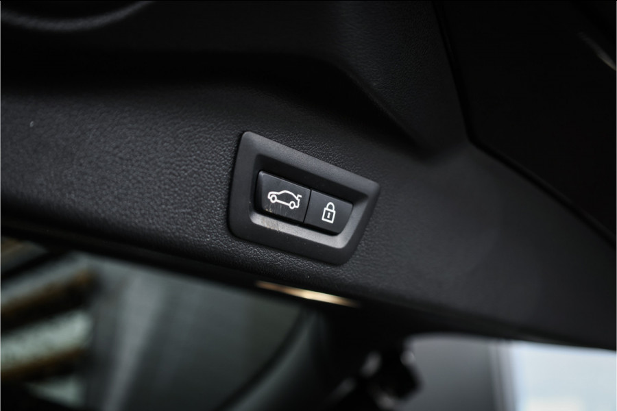 BMW X5 xDrive45e High Executive - M Sport | Panorama | Luchtvering | Memory | HUD