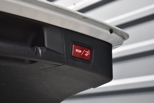 Mercedes-Benz C-Klasse Estate 160 Business Solution AMG Limited | Trekhaak afn. | Achteruitrij Camera | High-Performance LED | Digitale Cockpit | Orig. NL |