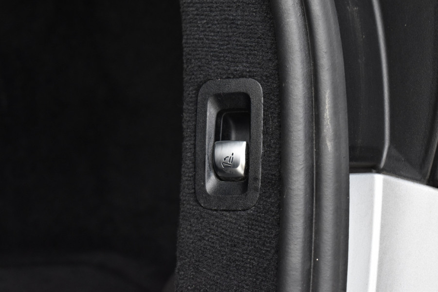 Mercedes-Benz C-Klasse Estate 160 Business Solution AMG Limited | Trekhaak afn. | Achteruitrij Camera | High-Performance LED | Digitale Cockpit | Orig. NL |