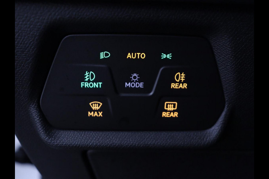 CUPRA Formentor 1.4 eHybrid VZ | 245pk | Adaptive cruise | Stuurverwarming | Carplay | Sfeerverlichting | Camera | Sportstoelen | Full LED | Half leder | Navigatie | Keyless | PHEV | Plug In