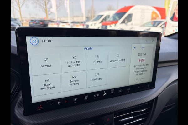 Ford Kuga 2.5 PHEV ST-Line | Orig. NL Auto |  Panoramadak | Winter Pack | Head up Display | Adaptive LED