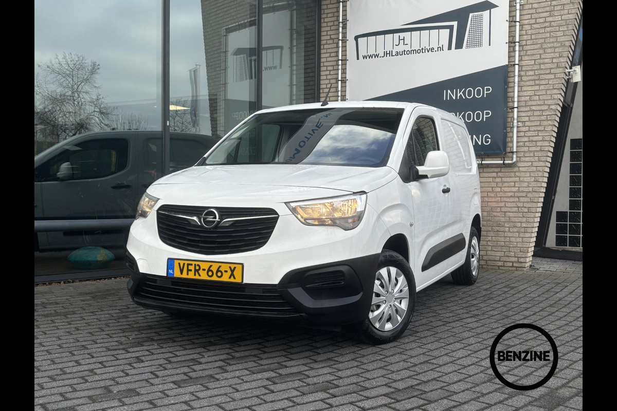 Opel Combo 1.2 Turbo L1H1*NAVI*CRUISE*HAAK*A/C*CARPLAY*