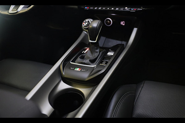 Alfa Romeo Tonale 1.5T Hybrid Veloce / 160 PK / Acc / Leder / Navi / 360 Camera / HK / Sfeerverlichting / Dode Hoek / Lane Assist