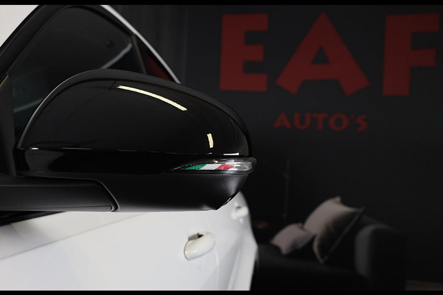 Alfa Romeo Tonale 1.5T Hybrid Veloce / 160 PK / Acc / Leder / Navi / 360 Camera / HK / Sfeerverlichting / Dode Hoek / Lane Assist