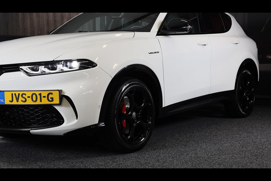 Alfa Romeo Tonale 1.5T Hybrid Veloce / 160 PK / Acc / Leder / Navi / 360 Camera / HK / Sfeerverlichting / Dode Hoek / Lane Assist