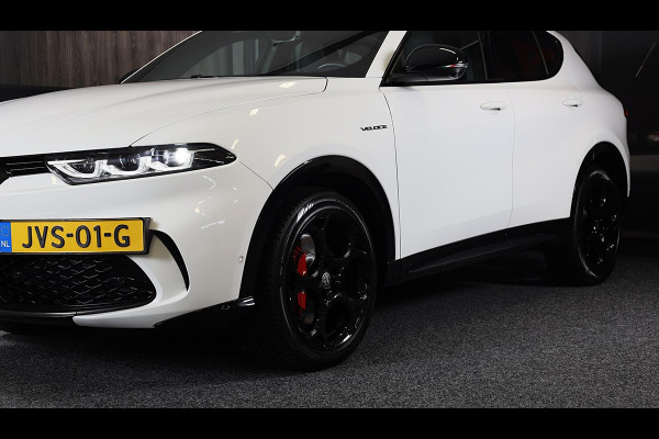 Alfa Romeo Tonale 1.5T Hybrid Veloce / 160 PK / Acc / Leder / Navi / 360 Camera / HK / Sfeerverlichting / Dode Hoek / Lane Assist