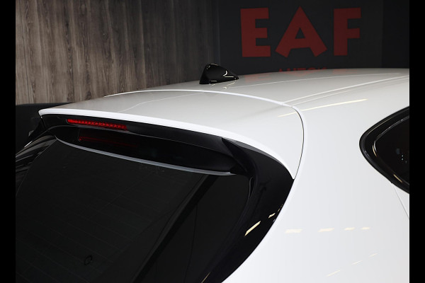 Alfa Romeo Tonale 1.5T Hybrid Veloce / 160 PK / Acc / Leder / Navi / 360 Camera / HK / Sfeerverlichting / Dode Hoek / Lane Assist