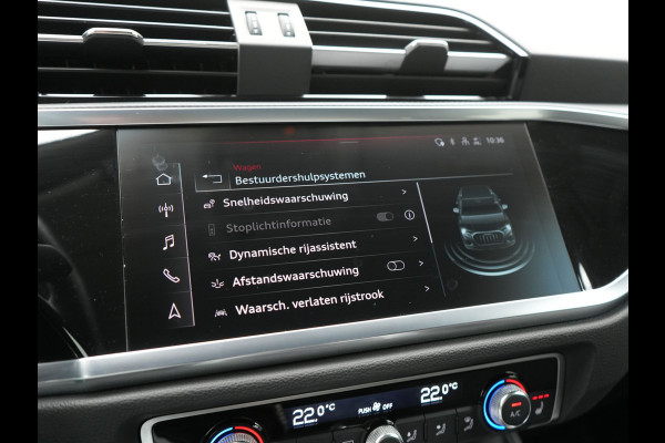 Audi Q3 45 TFSI e edition Plug In Hybrid 245pk Dealer O.H. PHEV | Trekhaak Af Fabriek | Adaptive Cruise | Camera | Voorstoelen Verwarmd | Blis | Apple Carplay | Virtual | Navigatie | DAB |