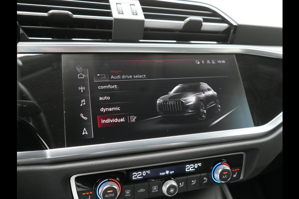 Audi Q3 45 TFSI e edition Plug In Hybrid 245pk Dealer O.H. PHEV | Trekhaak Af Fabriek | Adaptive Cruise | Camera | Voorstoelen Verwarmd | Blis | Apple Carplay | Virtual | Navigatie | DAB |