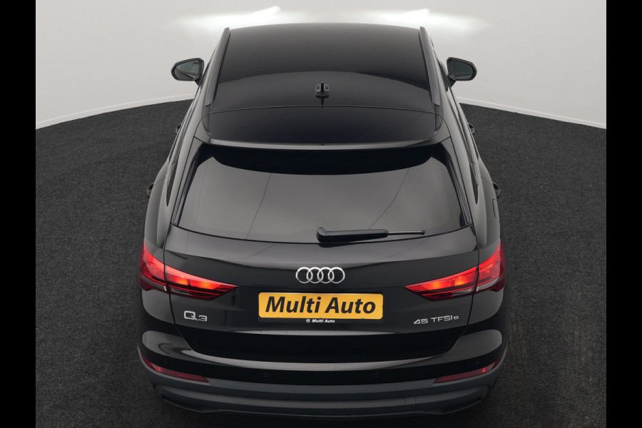 Audi Q3 45 TFSI e edition Plug In Hybrid 245pk Dealer O.H. PHEV | Trekhaak Af Fabriek | Adaptive Cruise | Camera | Voorstoelen Verwarmd | Blis | Apple Carplay | Virtual | Navigatie | DAB |