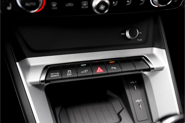 Audi Q3 45 TFSI e S Edition Virtual Cockpit Navi Cruise Stoelverw