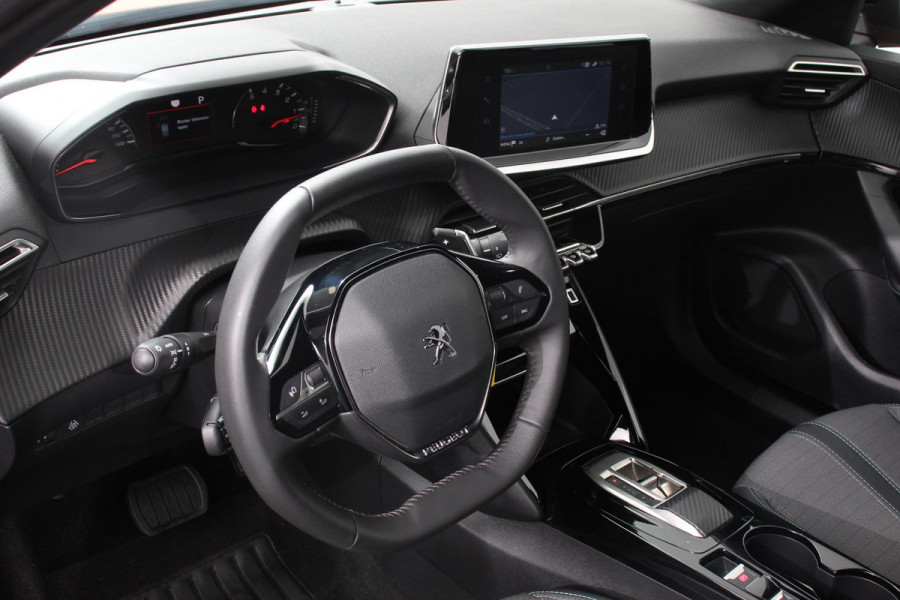 Peugeot 2008 1.2 PureTech 130pk Automaat Allure | Navigatie | Apple Carplay/Android | Climate Control | Dab | Led | Lichtmetalen Velgen | Parkeer sensoren | Cruise Control