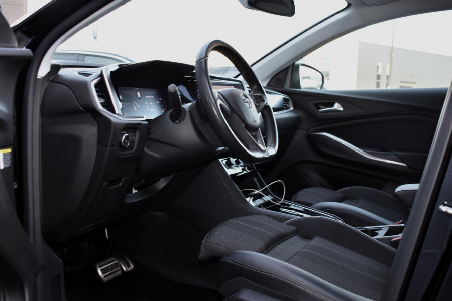 Opel Grandland 1.2 Turbo 130PK Aut. GS | 2x AGR | Camera | Carplay | Stoel, Voorruit & Stuurverw. | Incl. garantie