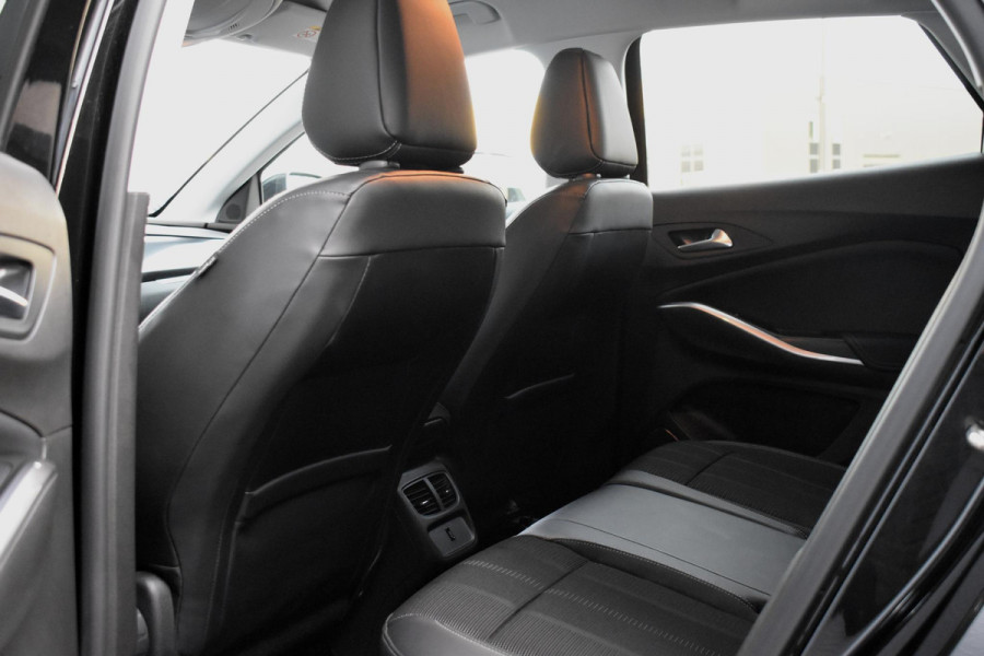 Opel Grandland 1.2 Turbo 130PK Aut. GS | 2x AGR | Camera | Carplay | Stoel, Voorruit & Stuurverw. | Incl. garantie