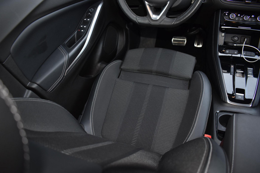 Opel Grandland 1.2 Turbo 130PK Aut. GS | 2x AGR | Camera | Carplay | Stoel, Voorruit & Stuurverw. | Incl. garantie