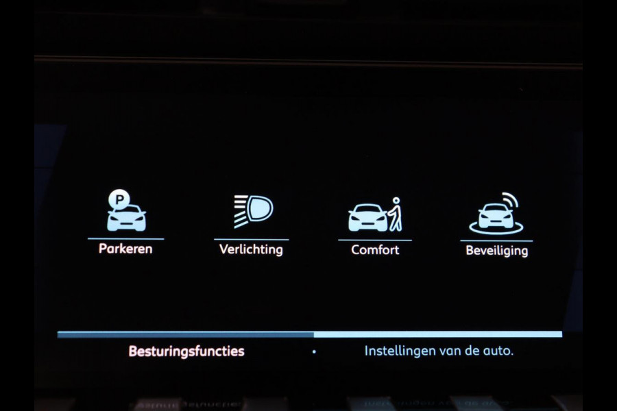 Peugeot 508 1.6 HYbrid Allure | Adaptive cruise | Half leder | Stoelverwarming | Camera | Carplay | Full LED | Navigatie | Climate control | Parkeerhulp | PHEV | Plug In