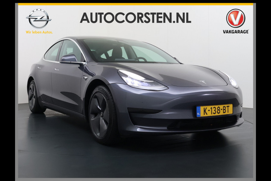 Tesla Model 3 RWD SR plus LFP Accu Trekhaak AutoPilot Leder Panoramadak Adaptive-Cruise Camera's Elektr.-Stuur+Stoelen+Spiegels+Geheugen+Easy- Navi LED DAB Voorverwarmen Keyless One-Pedal-Drive Lmv 18" SOH 92% 1e Eigenaar Origineel Nederlandse Auto 1.000kg Trekvermogen