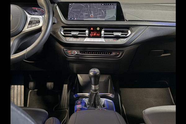 BMW 1-serie 116i Business Edition | Apple Carplay | Navi | Origineel NL | Dealeronderhouden