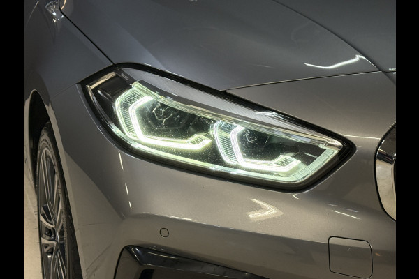 BMW 1-serie 116i Business Edition | Apple Carplay | Navi | Origineel NL | Dealeronderhouden