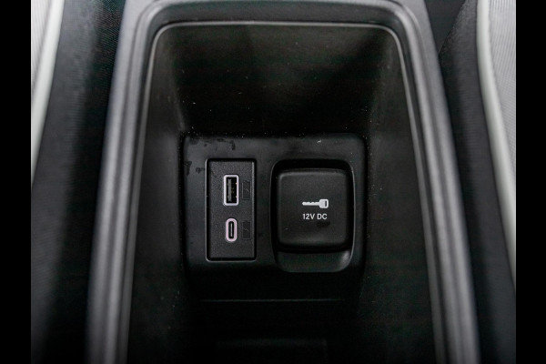 Fiat 500 Hybrid Torino Launch Edition | Private Lease € 379,- | New | Clima | Carplay | PDC | Priv Glass | Rosso Passione