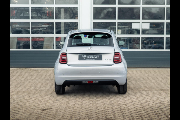 Fiat 500 Hybrid Torino Launch Edition | Private Lease € 387,- | New | Clima | Carplay | PDC | Priv Glass | Celestial Blue