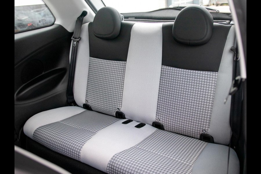 Fiat 500 Hybrid Torino Launch Edition | Private Lease € 387,- | New | Clima | Carplay | PDC | Priv Glass | Celestial Blue