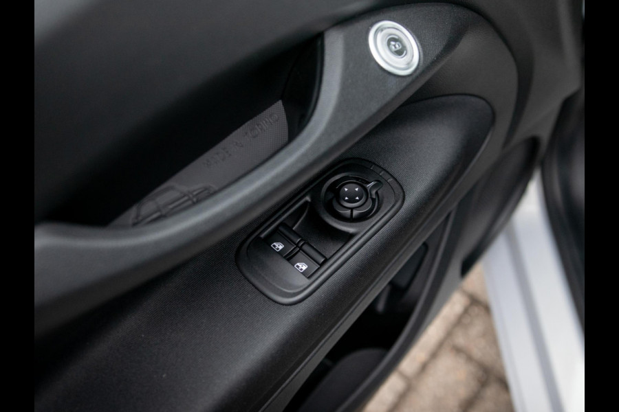 Fiat 500 Hybrid Torino Launch Edition | Private Lease € 387,- | New | Clima | Carplay | PDC | Priv Glass | Celestial Blue