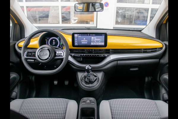 Fiat 500 Hybrid Torino Launch Edition | Private Lease € 387,- | New | Clima | Carplay | PDC | Priv Glass | Sun of Italy