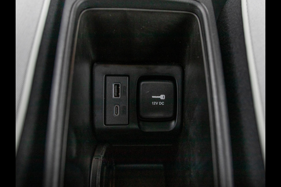 Fiat 500 Hybrid Torino Launch Edition | Private Lease € 387,- | New | Clima | Carplay | PDC | Priv Glass | Sun of Italy