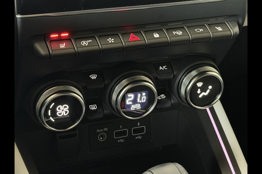 Renault Clio 1.0 TCe 92pk Aut | Intens | Groot Navi | Bose | 17" | Dode hoek | 360 | Stoel & Stuur verwarming | Volledig Renault Dealer onderhouden!