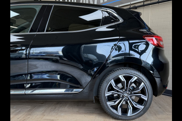 Renault Clio 1.0 TCe 92pk Aut | Intens | Groot Navi | Bose | 17" | Dode hoek | 360 | Stoel & Stuur verwarming | Volledig Renault Dealer onderhouden!