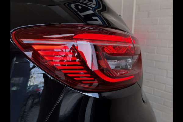 Renault Clio 1.0 TCe 92pk Aut | Intens | Groot Navi | Bose | 17" | Dode hoek | 360 | Stoel & Stuur verwarming | Volledig Renault Dealer onderhouden!