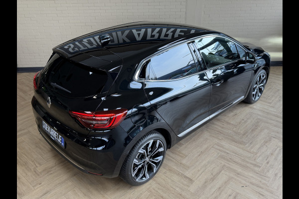 Renault Clio 1.0 TCe 92pk Aut | Intens | Groot Navi | Bose | 17" | Dode hoek | 360 | Stoel & Stuur verwarming | Volledig Renault Dealer onderhouden!