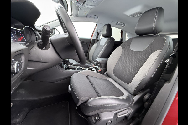Opel Grandland X AUT-8 T131pk Innovation Trekhaak LED Navi 17"lm Keyless 1/2Leer AGR-Comfort-Stoel+Verwarmd Apple/Android Pdc Dab Ecc Tel. Isofix Mistlampen Priv.Glass Blindspot Lane-dep. Bordherk. Usb Bluetooth CruiseControl Licht-/Zichtpakket Elek.Inkl.spiegels Elek.Ramen Led 17''LM 1.2 Turbo Business Elegance NL-auto EURO 6 Origin.NLse auto Volledig Dealer onderhouden 1300kg trekvermogen € 39.000,- nieuw