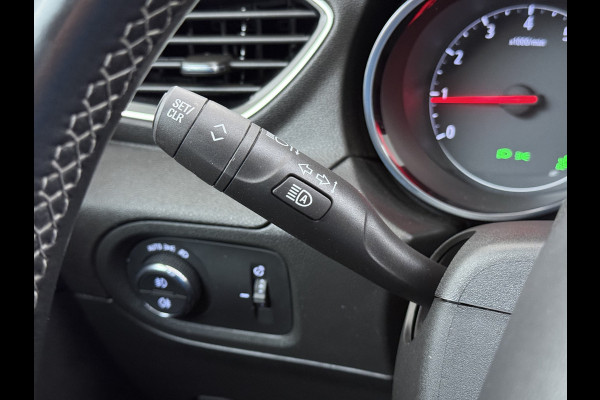 Opel Grandland X AUT-8 T131pk Innovation Trekhaak LED Navi 17"lm Keyless 1/2Leer AGR-Comfort-Stoel+Verwarmd Apple/Android Pdc Dab Ecc Tel. Isofix Mistlampen Priv.Glass Blindspot Lane-dep. Bordherk. Usb Bluetooth CruiseControl Licht-/Zichtpakket Elek.Inkl.spiegels Elek.Ramen Led 17''LM 1.2 Turbo Business Elegance NL-auto EURO 6 Origin.NLse auto Volledig Dealer onderhouden 1300kg trekvermogen € 39.000,- nieuw