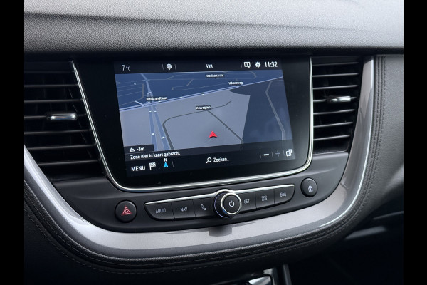Opel Grandland X AUT-8 T131pk Innovation Trekhaak LED Navi 17"lm Keyless 1/2Leer AGR-Comfort-Stoel+Verwarmd Apple/Android Pdc Dab Ecc Tel. Isofix Mistlampen Priv.Glass Blindspot Lane-dep. Bordherk. Usb Bluetooth CruiseControl Licht-/Zichtpakket Elek.Inkl.spiegels Elek.Ramen Led 17''LM 1.2 Turbo Business Elegance NL-auto EURO 6 Origin.NLse auto Volledig Dealer onderhouden 1300kg trekvermogen € 39.000,- nieuw