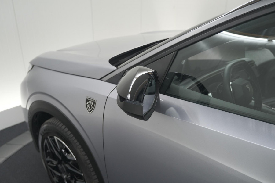 Peugeot 3008 1.2 Hybrid 136 GT | Panoramdak | 360 Camera | Stoelverwarming | Elektrische Kofferklep | Allseason Banden