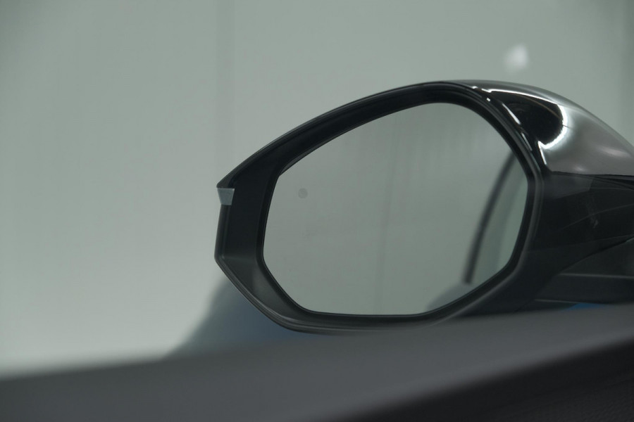 Peugeot 3008 1.2 Hybrid 136 GT | Panoramdak | 360 Camera | Stoelverwarming | Elektrische Kofferklep | Allseason Banden