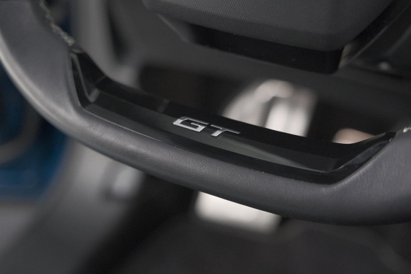 Peugeot 3008 1.2 Hybrid 136 GT | Panoramdak | 360 Camera | Stoelverwarming | Elektrische Kofferklep | Allseason Banden