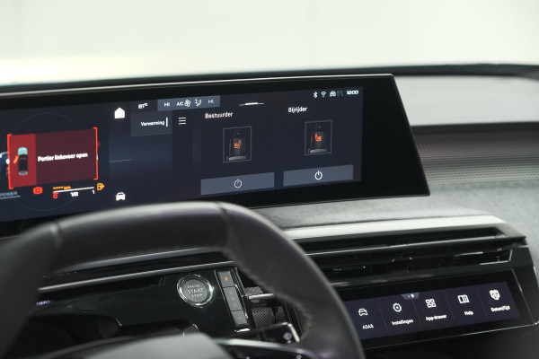 Peugeot 3008 1.2 Hybrid 136 GT | Panoramdak | 360 Camera | Stoelverwarming | Elektrische Kofferklep | Allseason Banden