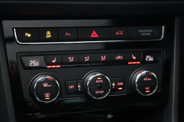 Seat Ateca 1.4 TSI Xcellence / PANO / KEYLESS / ACC / CAMERA / CARPLAY / STOELVERW