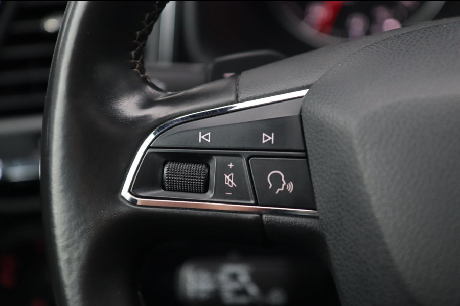 Seat Ateca 1.4 TSI Xcellence / PANO / KEYLESS / ACC / CAMERA / CARPLAY / STOELVERW