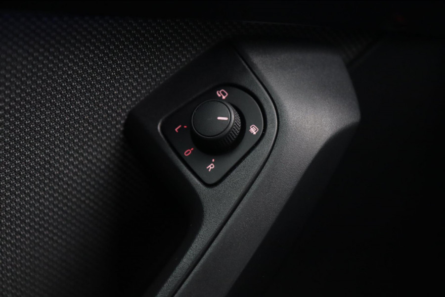 Seat Ateca 1.4 TSI Xcellence / PANO / KEYLESS / ACC / CAMERA / CARPLAY / STOELVERW