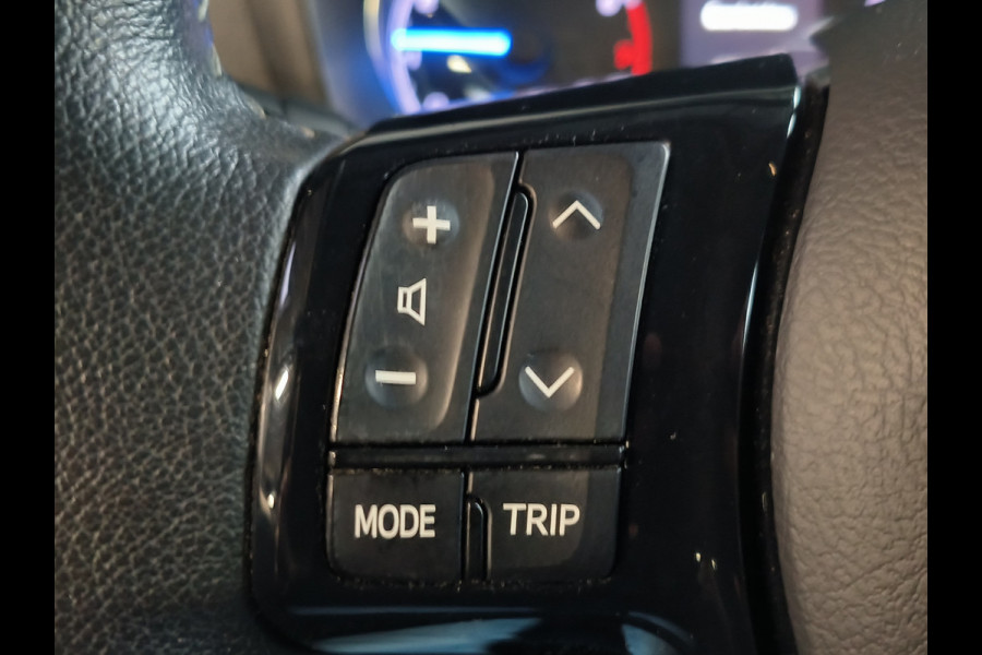 Toyota Yaris 1.5 VVT-i Active Rijklaar + 12 maanden Bovag-garantie Henk Jongen Auto's in Helmond,  al 50 jaar service zoals 't hoort!