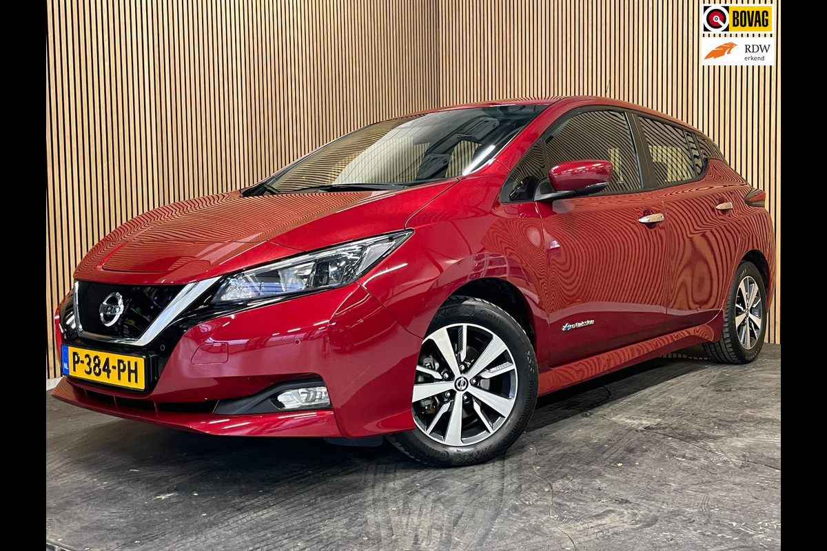 Nissan Leaf N-Connecta 40 kWh|90%SOH|270 WLTP|360-CAMERA|APPLE CARPLAY|STUUR+STOELVERW VOOR+ACHTER|ACC|NAVIGATIE|NL-AUTO|NAP|MARGE
