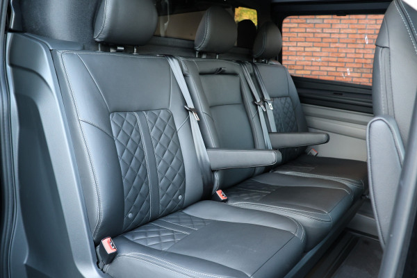 Ford Transit Custom 300 2.0 TDCI L2H1 Sport 170 PK DC | Dubbel Cabine | 360 Camera | Middenconsole | ACC | Blind Spot | Navigatie | Camera | CarPlay Elek. Trekhaak | 5-Zitter | BPM VRIJ | Verlengde fabrieksgarantie tot 11-2029