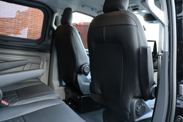 Ford Transit Custom 300 2.0 TDCI L2H1 Sport 170 PK DC | Dubbel Cabine | 360 Camera | Middenconsole | ACC | Blind Spot | Navigatie | Camera | CarPlay Elek. Trekhaak | 5-Zitter | BPM VRIJ | Verlengde fabrieksgarantie tot 11-2029