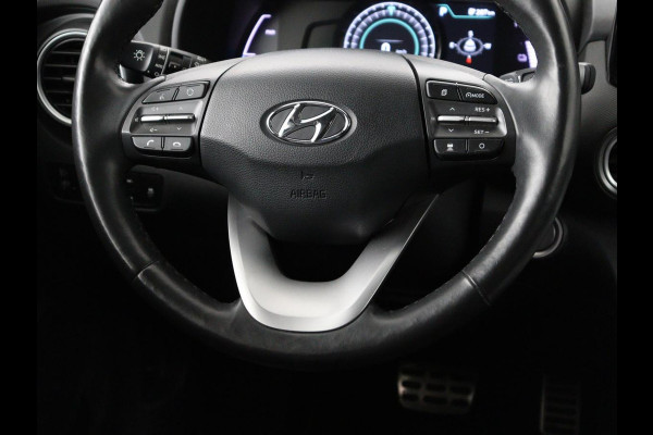 Hyundai Kona EV Limited 64 kWh | SOH 100% | 3 Fase | Stoelventilatie | Head-Up | Adaptive cruise | Camera | Carplay | Achterbankverwarming