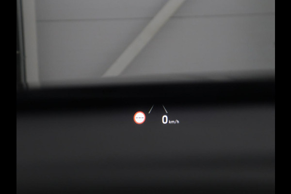 Hyundai Kona EV Limited 64 kWh | SOH 100% | 3 Fase | Stoelventilatie | Head-Up | Adaptive cruise | Camera | Carplay | Achterbankverwarming