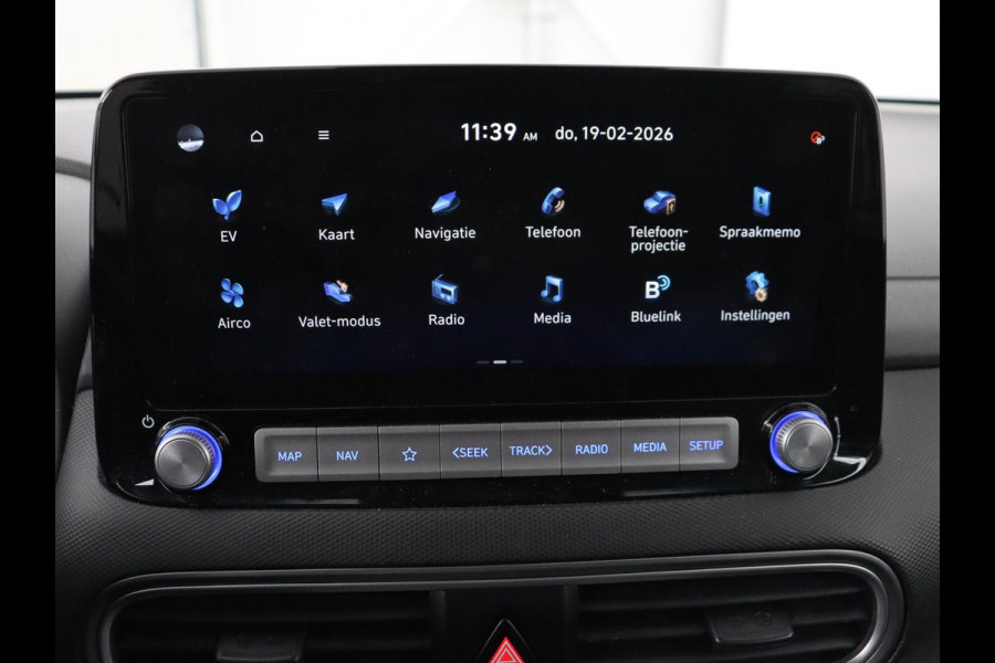 Hyundai Kona EV Limited 64 kWh | SOH 100% | 3 Fase | Stoelventilatie | Head-Up | Adaptive cruise | Camera | Carplay | Achterbankverwarming